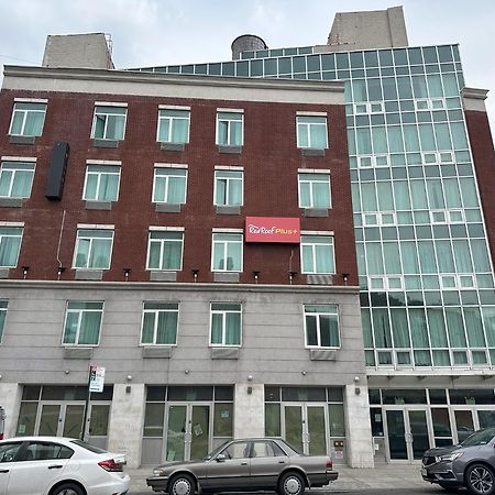 Red Roof Plus Brooklyn - Flatbush Ave Ню Йорк Екстериор снимка